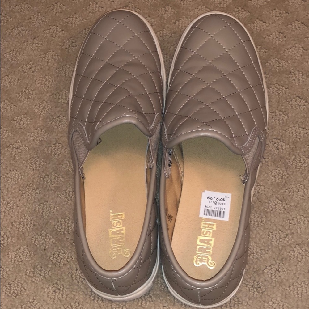 Gray Flat Everyday Shoes - Picture 2 of 3